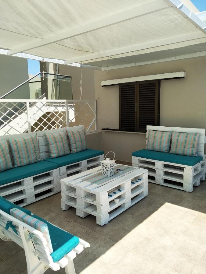 Sea side home Rethimnon Buitenkant foto