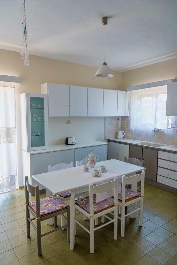 Sea side home Rethimnon Buitenkant foto